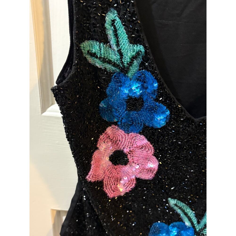 NWOT Vintage Cache Vintage Beaded sequin flower sleeveless top m - Picture 4 of 4